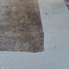 Driveway-Pressure-Washing-in-Jacksonville-FL 1
